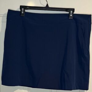 NWT Vineyard Vines Performance Deep Bay Solid Golf Skort Side Zip Size L